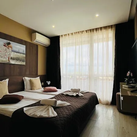 Paradiso 'в' 609 Private * Nesebar