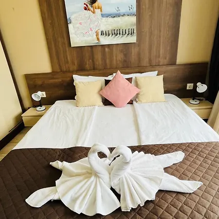 Paradiso 'в' 609 Private Несебър