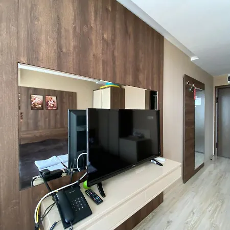 Paradiso 'в' 609 Private * Nessebar