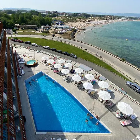 Paradiso 'в' 609 Private *