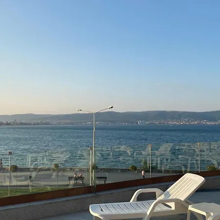 Paradiso 'в' 609 Private Apartment *