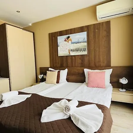 Paradiso 'в' 609 Private *